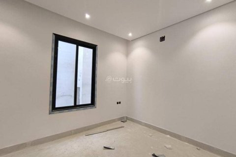 Villa de 4 chambres à Riyadh, Saudi Arabia No. 99481 11