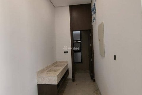 Villa de 4 chambres à Riyadh, Saudi Arabia No. 99481 3