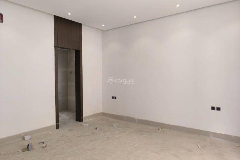 Villa de 4 chambres à Riyadh, Saudi Arabia No. 99481 13