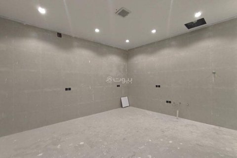 Villa de 4 chambres à Riyadh, Saudi Arabia No. 99481 7