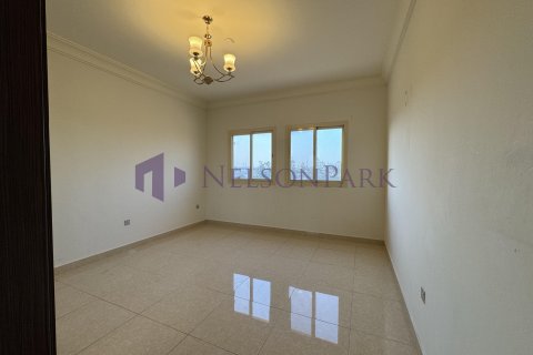 4 bedrooms Villa in Doha, Qatar No. 57976 5