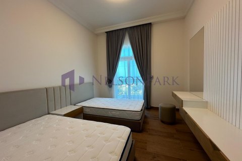 3 bedrooms Apartment in Doha, Qatar No. 57962 5