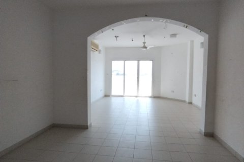 Квартира с 3 спальнями в Al Khuwair, Оман №54759 2