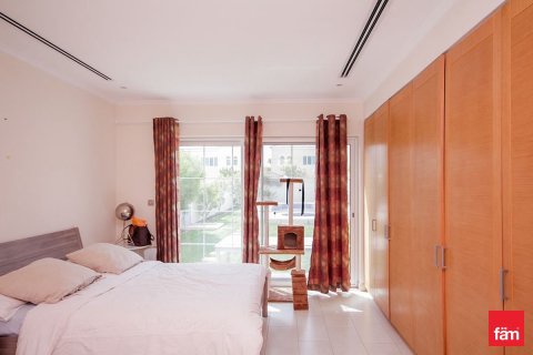 Villa de 4 chambres à Dubai, UAE No. 83023 10