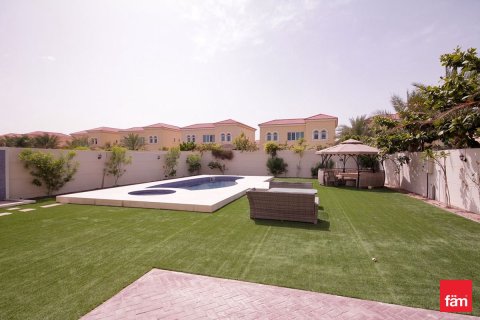 Villa de 4 chambres à Dubai, UAE No. 83023 3