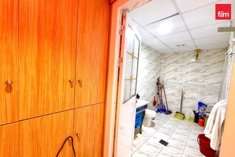 Shop de 93m² en Dubai, UAE No. 83021 10