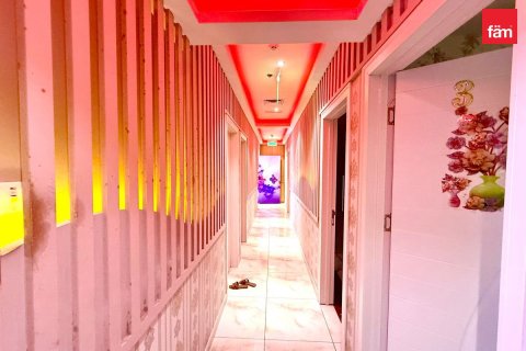 Shop de 93m² en Dubai, UAE No. 83021 5