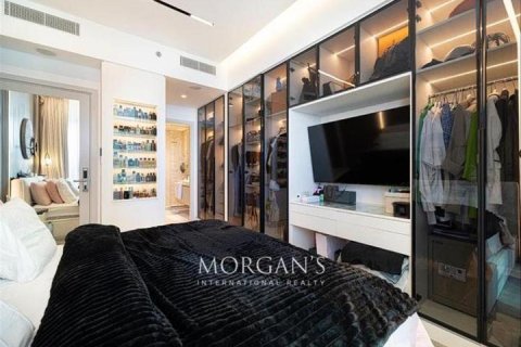 Квартира с 3 спальнями в EMAAR Beachfront, ОАЭ №36278 17