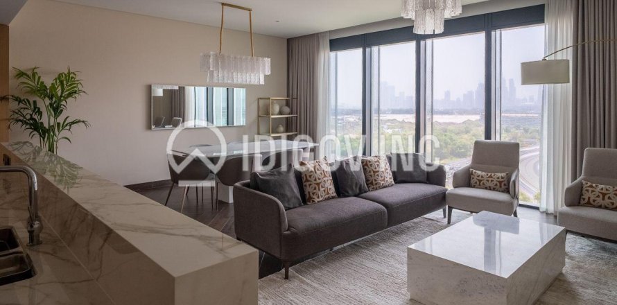 Apartment de 2 dormitorios en Zabeel, UAE No. 102774