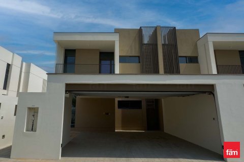 4 غرف نوم فيلا  رقم 106382 2