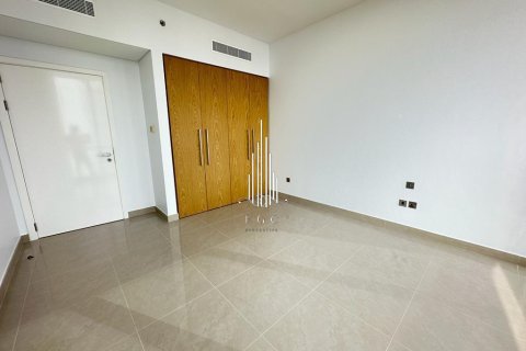 Apartment de 4 dormitorios en Corniche Road, UAE No. 32176 15