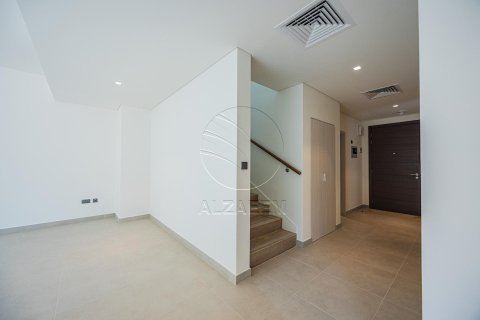 Villa de 4 dormitorios en  Yas Island, UAE No. 89877 16