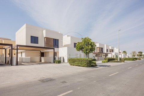 Villa de 4 dormitorios en  Yas Island, UAE No. 89877 2