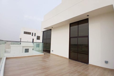 Commercial property de 5 dormitorios en Al Shamkha, UAE No. 79073 4