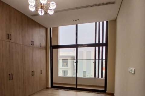 Commercial property de 5 dormitorios en Al Shamkha, UAE No. 79073 12