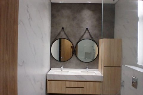 Commercial property de 5 dormitorios en Al Shamkha, UAE No. 79073 14