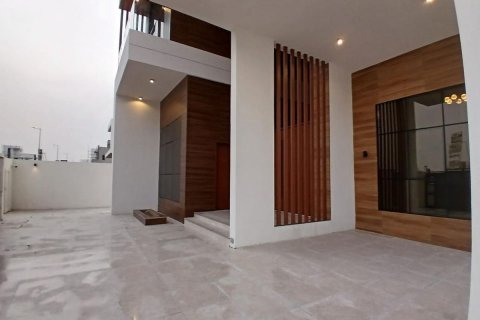Commercial property de 5 dormitorios en Al Shamkha, UAE No. 79073 5