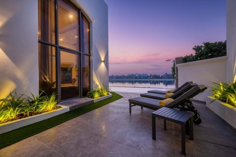 5 غرفة نوم  فيلا في Garden Homes, الإمارات العربية المتحدة رقم 89685 4
