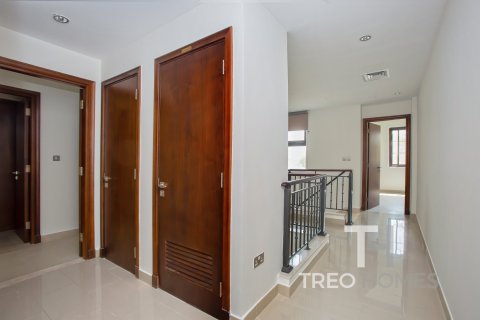 Villa de 3 chambres à Casa, UAE No. 80231 12