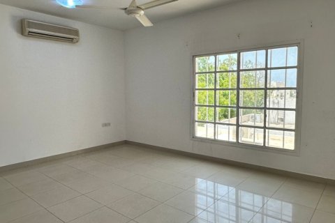 Villa Jumelée de 4 chambres à Muscat, Oman No. 69227 6