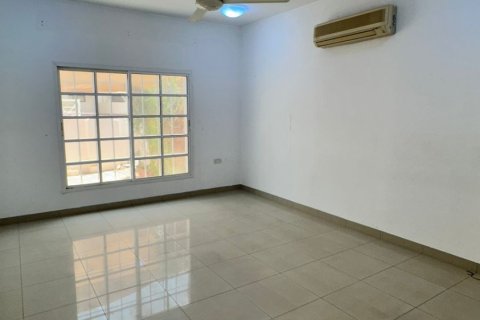 Villa Jumelée de 4 chambres à Muscat, Oman No. 69227 4