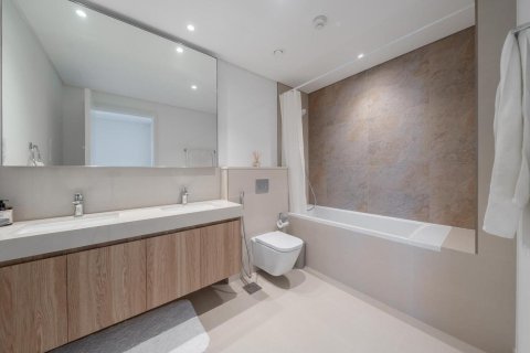Apartment de 2 dormitorios en Downtown Views II, UAE No. 90723 8