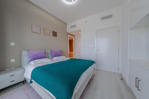 Apartment de 2 dormitorios en Downtown Views II, UAE No. 90723 11