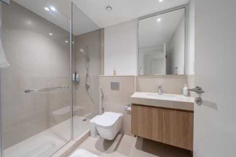 Apartment de 2 dormitorios en Downtown Views II, UAE No. 90723 3
