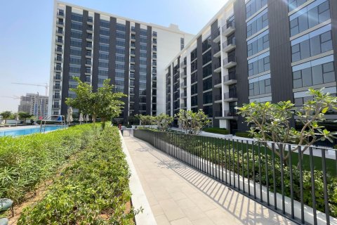 Appartement de 2 chambres à Golfville, UAE No. 90725 3
