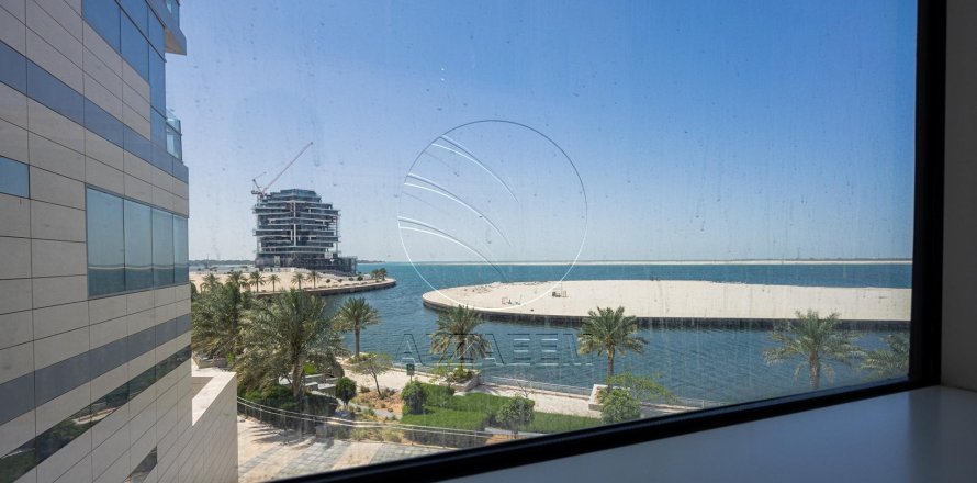 4 bedrooms Duplex in Al Raha Beach, UAE No. 89912