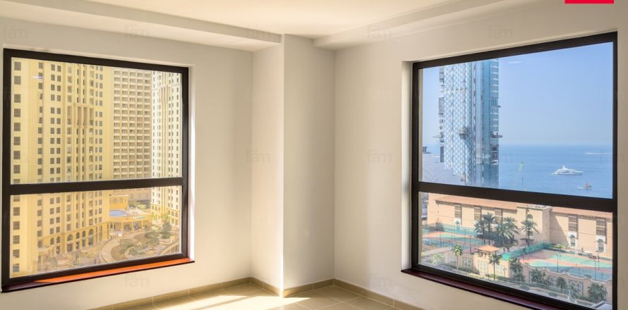 Appartement de 3 chambres à Dubai, UAE No. 103370