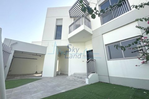 5 bedrooms Villa in Umm Suqeim, UAE No. 103830 16