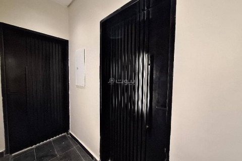 Квартира с 3 спальнями в Эр-Рияд, Саудовская Аравия №99479 3