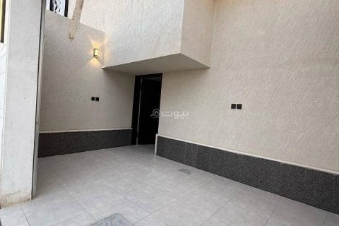 Квартира с 3 спальнями в Эр-Рияд, Саудовская Аравия №99476 2