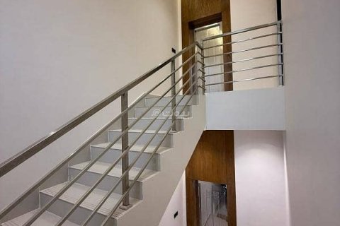 Квартира с 3 спальнями в Эр-Рияд, Саудовская Аравия №99476 3