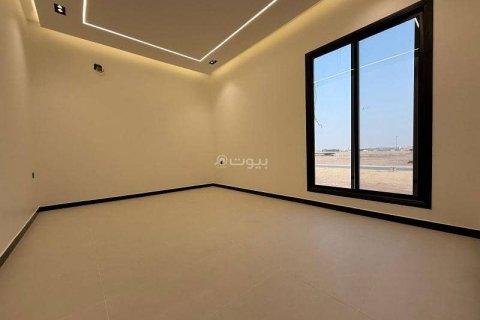 Квартира с 3 спальнями в Эр-Рияд, Саудовская Аравия №99476 4