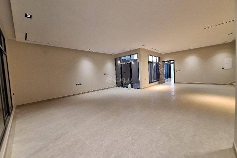 Вилла с 7 спальнями в Эр-Рияд, Саудовская Аравия №99477 14