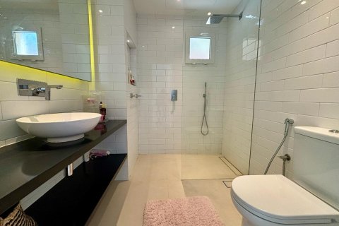Villa de 4 dormitorios en Dubai, UAE No. 91816 13
