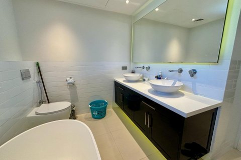 Villa de 4 dormitorios en Dubai, UAE No. 91816 12