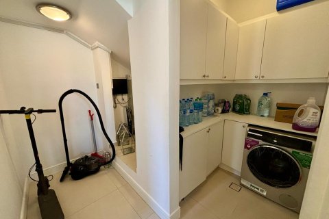 Villa de 4 dormitorios en Dubai, UAE No. 91816 21
