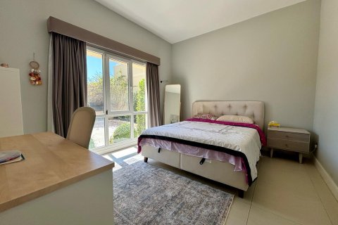 Villa de 4 dormitorios en Dubai, UAE No. 91816 6