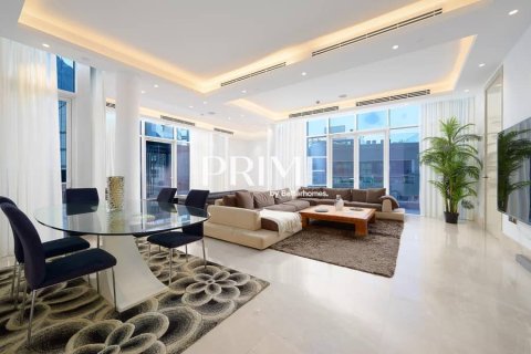 4 bedrooms Apartment in Palm Jumeirah, UAE No. 91877 1