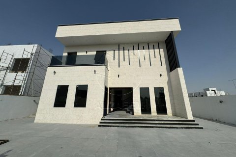 Villa de 5 dormitorios en Al Shamkha, UAE No. 90298 20