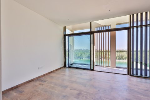 5 bedrooms Villa in Abu Dhabi, UAE No. 90312 7