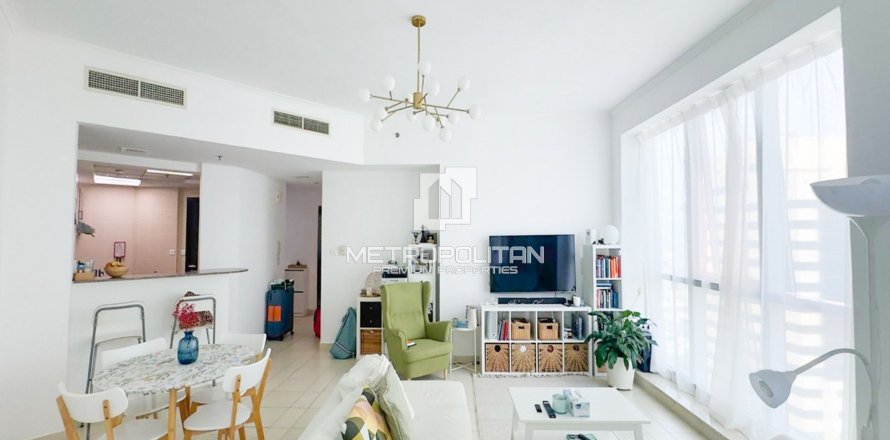 Appartement de 2 chambres à The Torch, UAE No. 78176