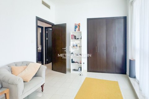 Appartement de 2 chambres à The Torch, UAE No. 78176 8