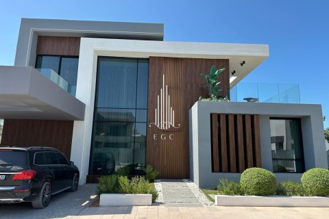 Villa de 5 dormitorios en Ghantoot, UAE No. 56006 1
