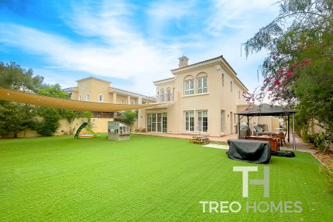 4 bedrooms Villa in Arabian Ranches, UAE No. 73985 1
