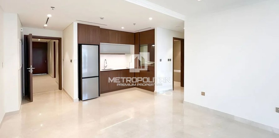 Квартира с 1 спальней в EMAAR Beachfront, ОАЭ №78875