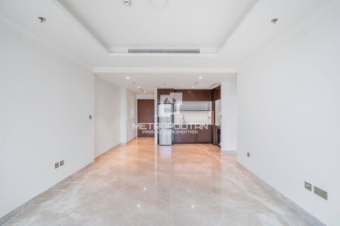 1 bedroom Apartment in EMAAR Beachfront, UAE No. 78875 6